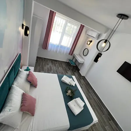 Rooftop Apartment Costinesti