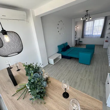 Rooftop Apartment Costinesti